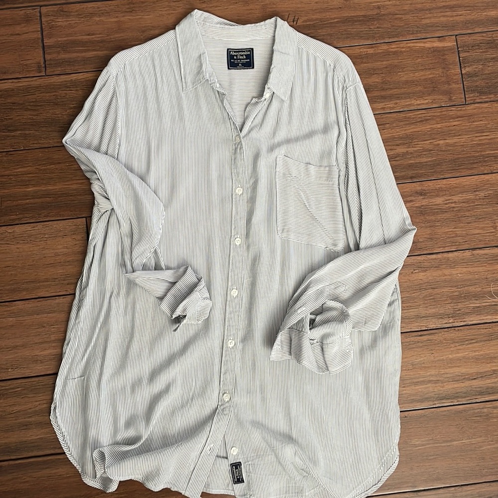 EUC XL Abercrombie & Fitch Striped Boyfriend Button-Up